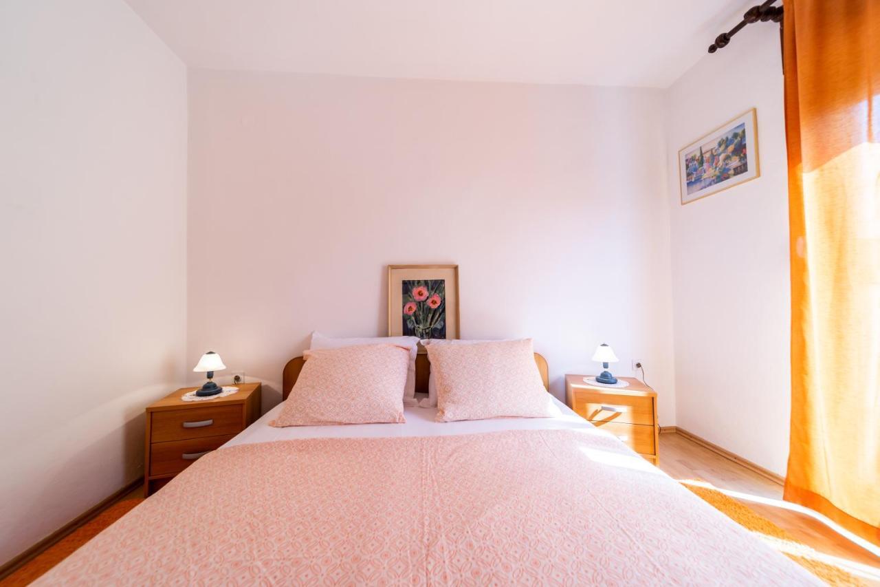 Apartmani Centar Palit Exterior photo