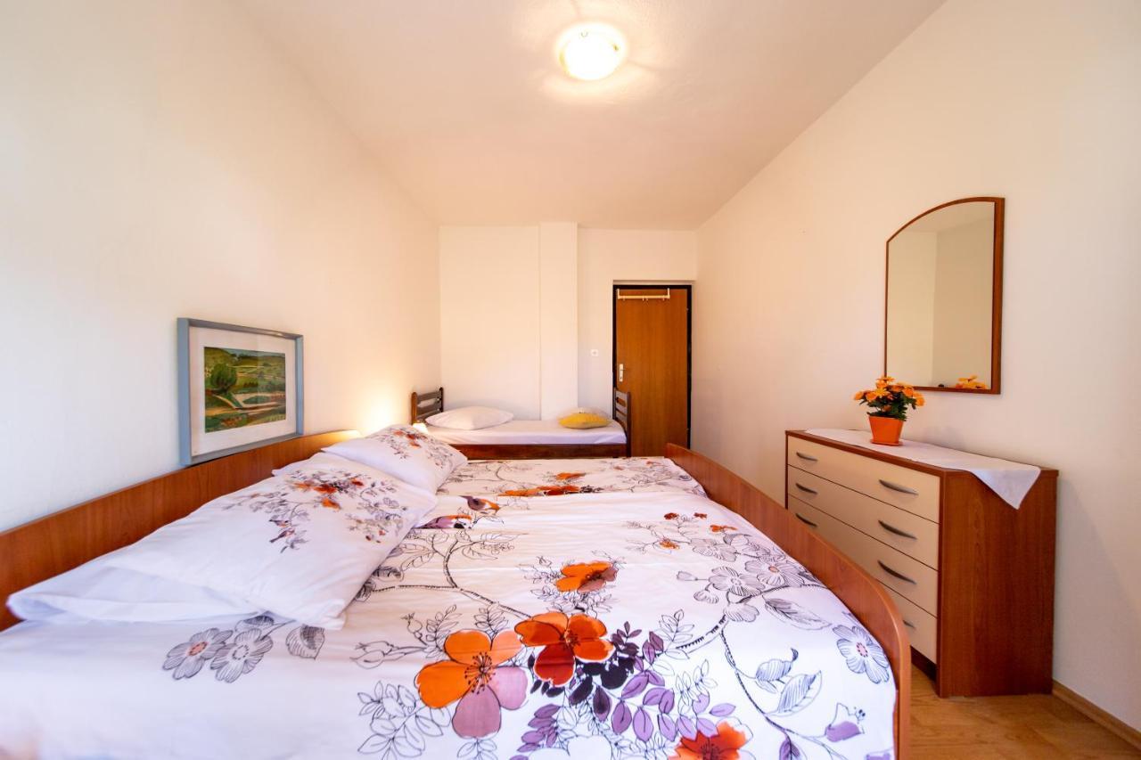 Apartmani Centar Palit Exterior photo